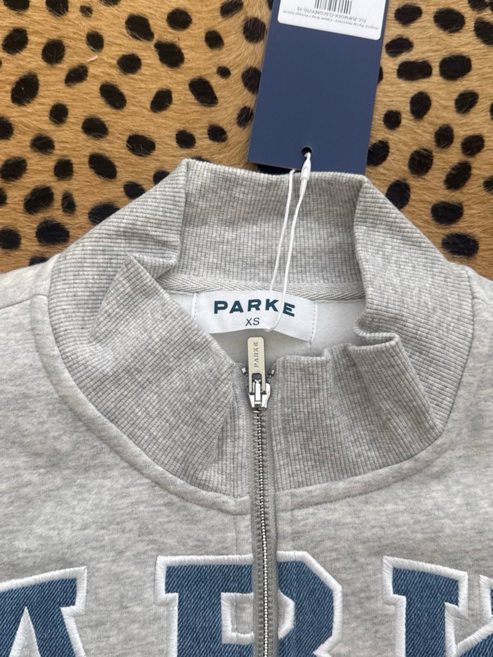 PARKE NYC Exclusive Zipup Mockneck - Picture 3 of 7